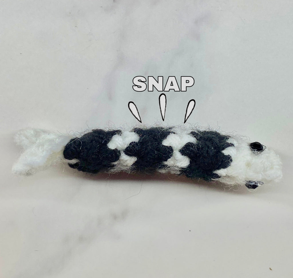 White & Black Fidget Fish
