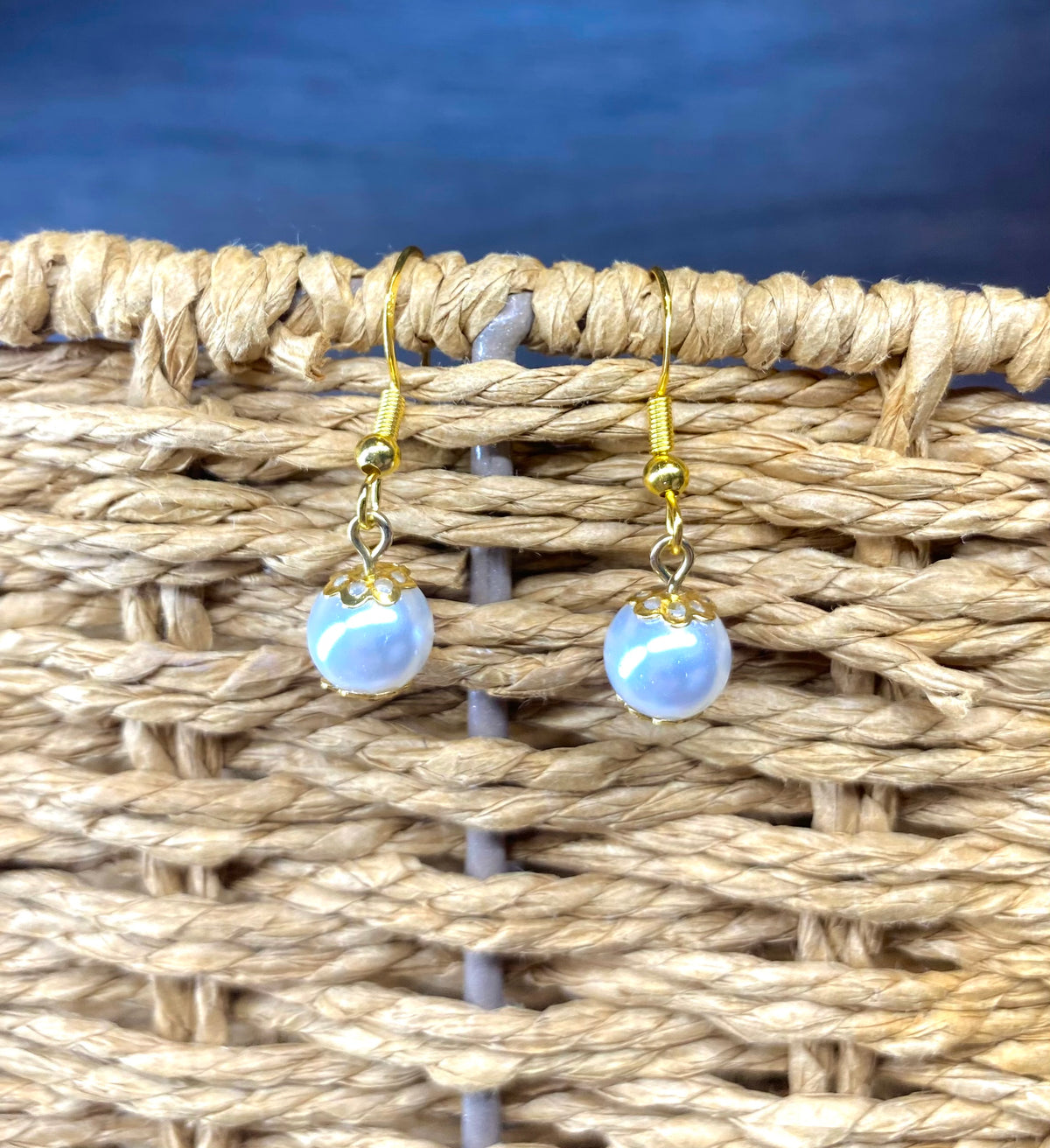 Dangle Pearl Earrings