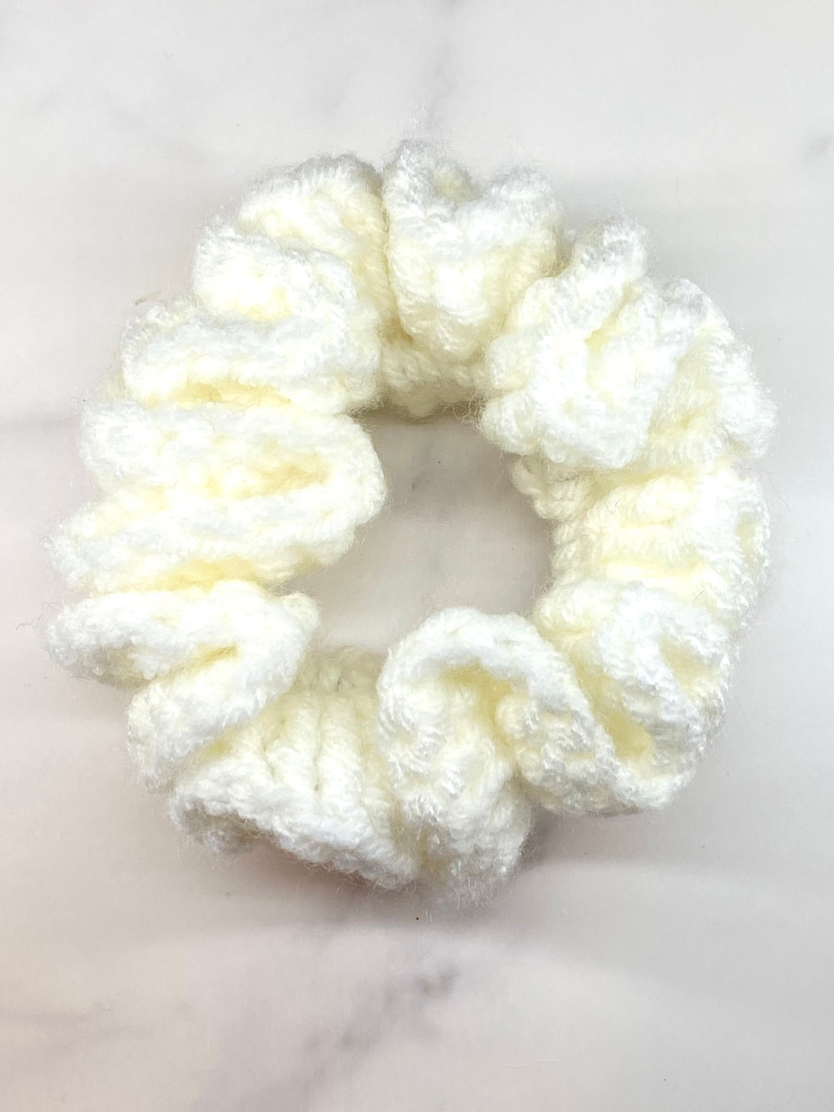 Crème Crochet Scrunchie