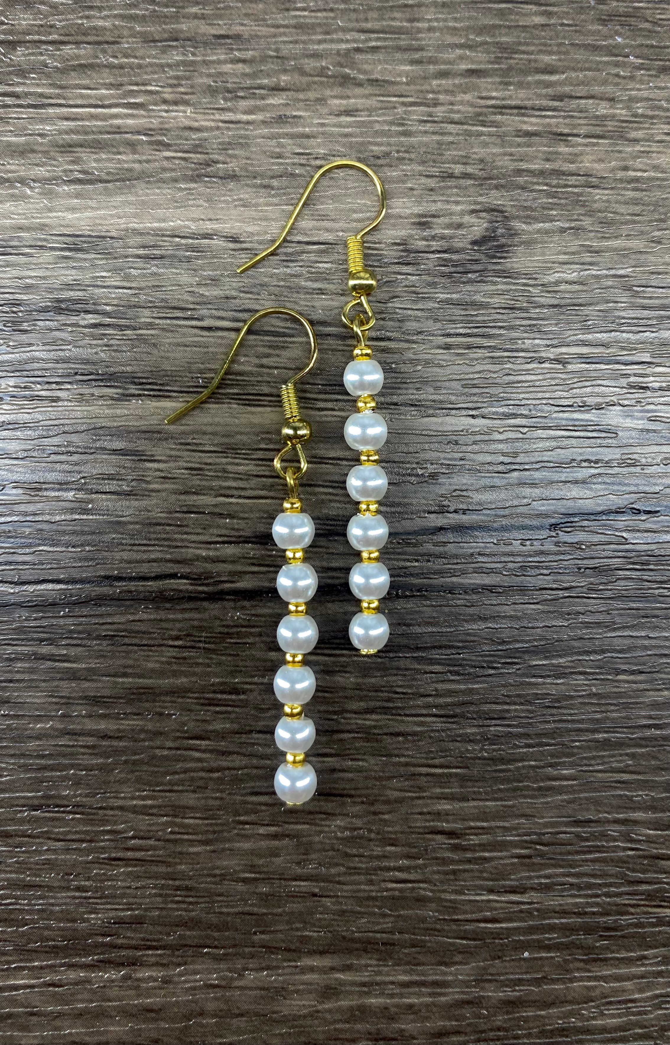 6 Small Pearl Earrings
